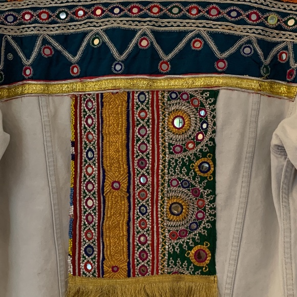 Levi's light denim embroidered jacket - Picture 2 of 4